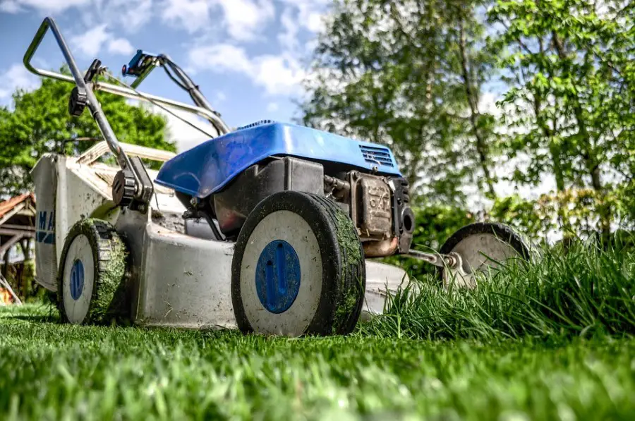 Lawn Mower is 100 Pounds