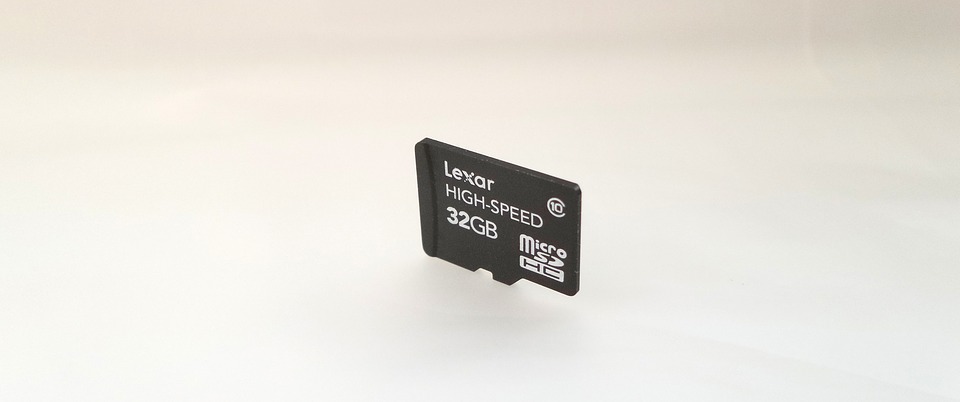 Micro SD Weigh 1 gram